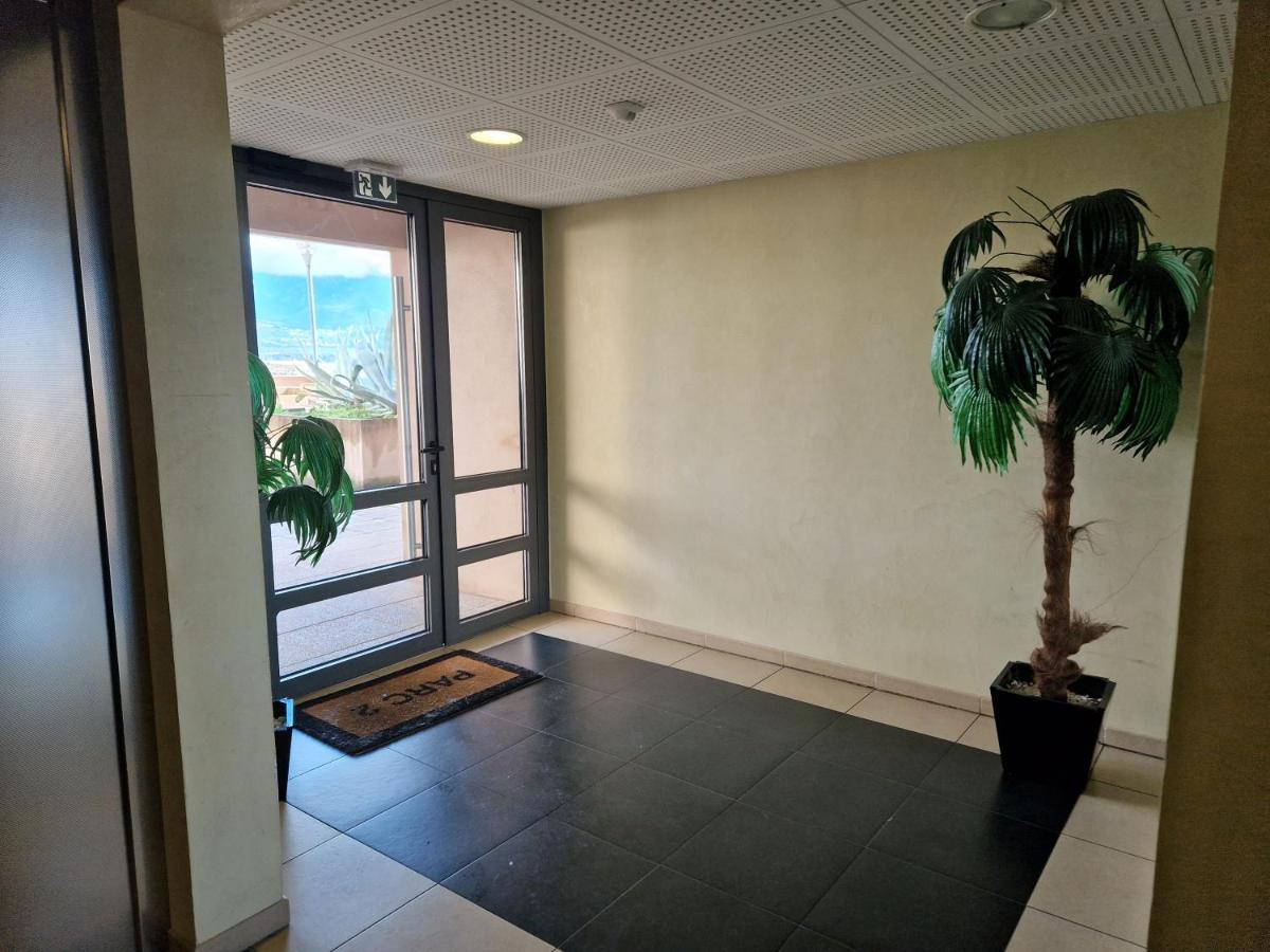 Studio Climatise Parking Gratuit Sarrola-Carcopino Exterior photo